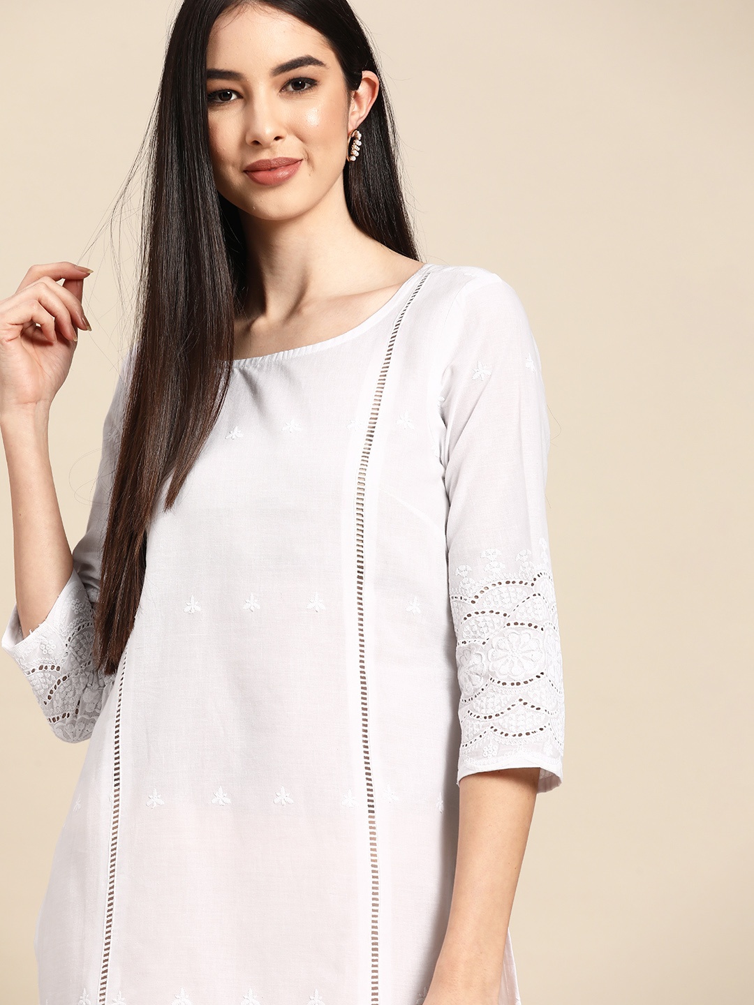 

Anouk Women Off-White Cotton Ethnic Motifs Schiffli Embroidered Kurta