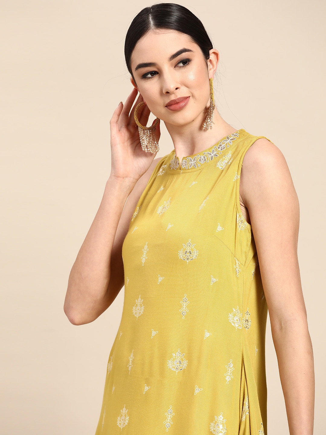

Anouk Mustard Yellow & White Ethnic Motifs Foil Print A-Line Midi Dress with Dipped Hem