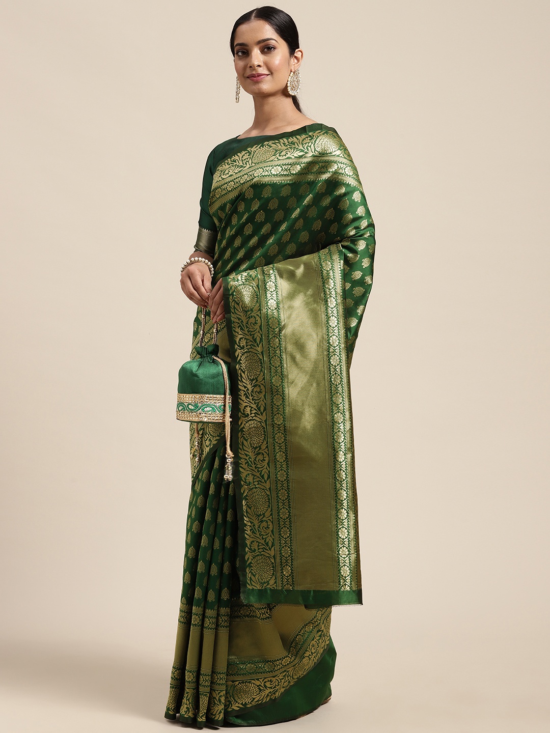 

Mitera Green & Gold-Toned Ethnic Motifs Silk Blend Saree