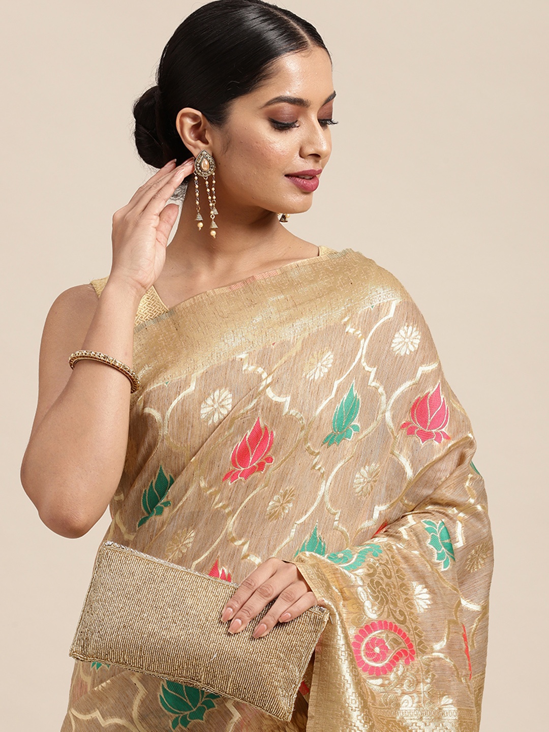 

Anouk Beige & Gold-Toned Floral Woven Design Zari Silk Blend Banarasi Saree