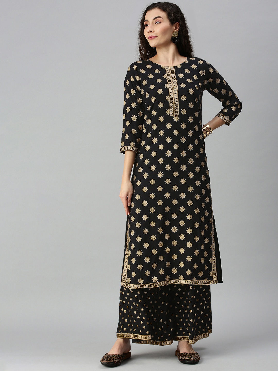 

SANISA Women Black Ethnic Motifs Foil Printed Kurta with Palazzos