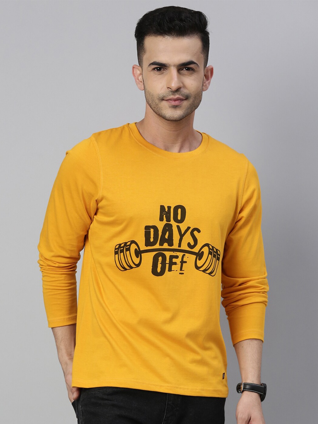 

Bushirt Men Mustard Yellow Typography Printed Raw Edge T-shirt