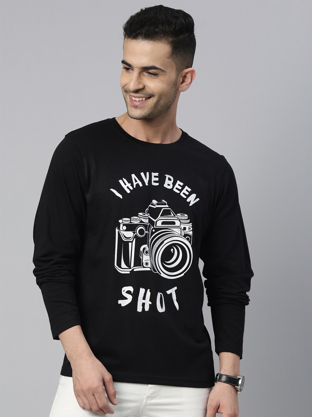 

Bushirt Men Black & White Printed Pure Cotton T-shirt