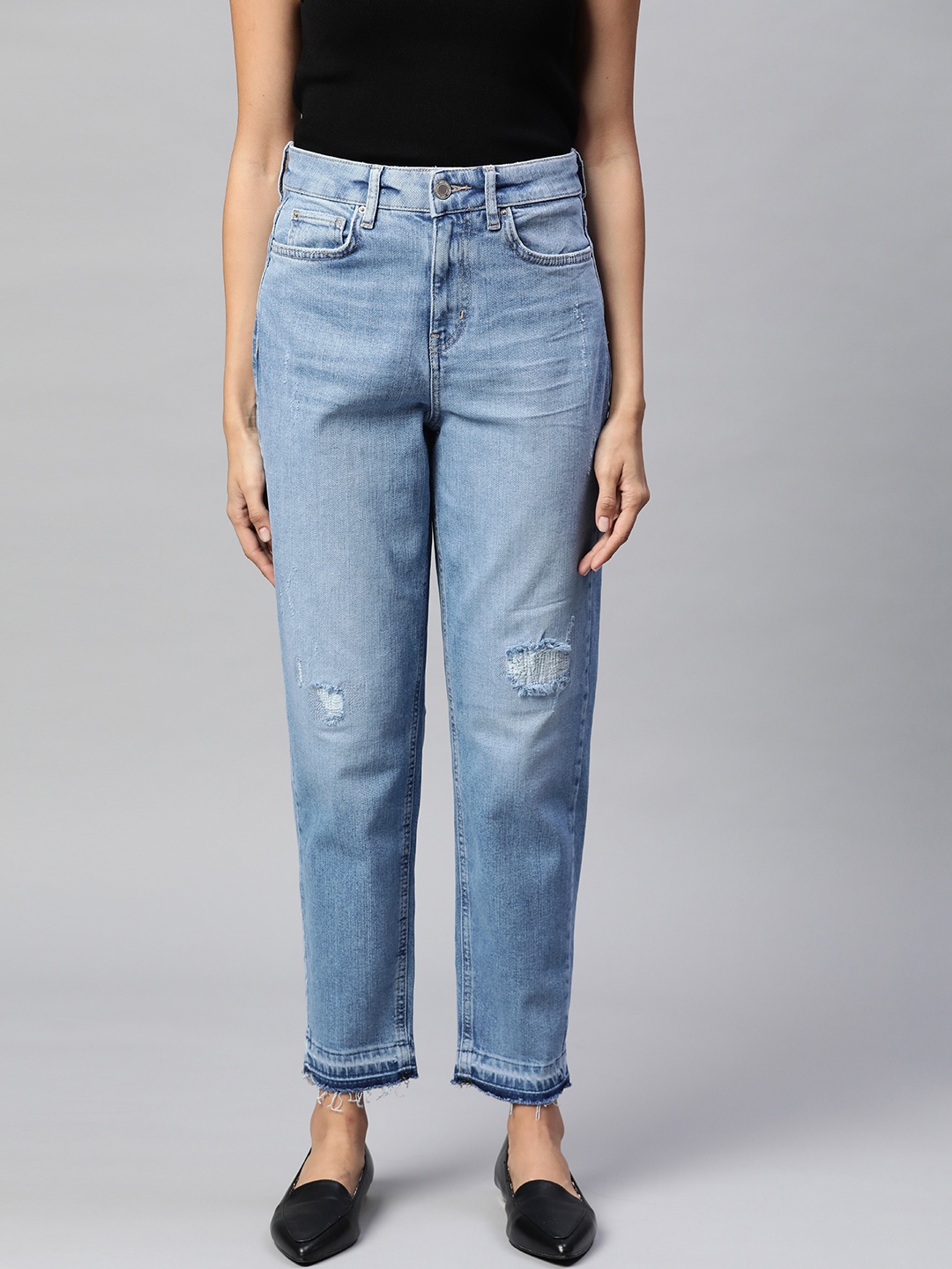 

Marks & Spencer Women Blue Straight Fit Low Distress Light Fade Stretchable Jeans