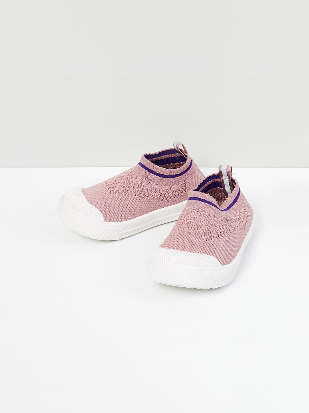 

max Girls Pink Woven Design PU Sneakers