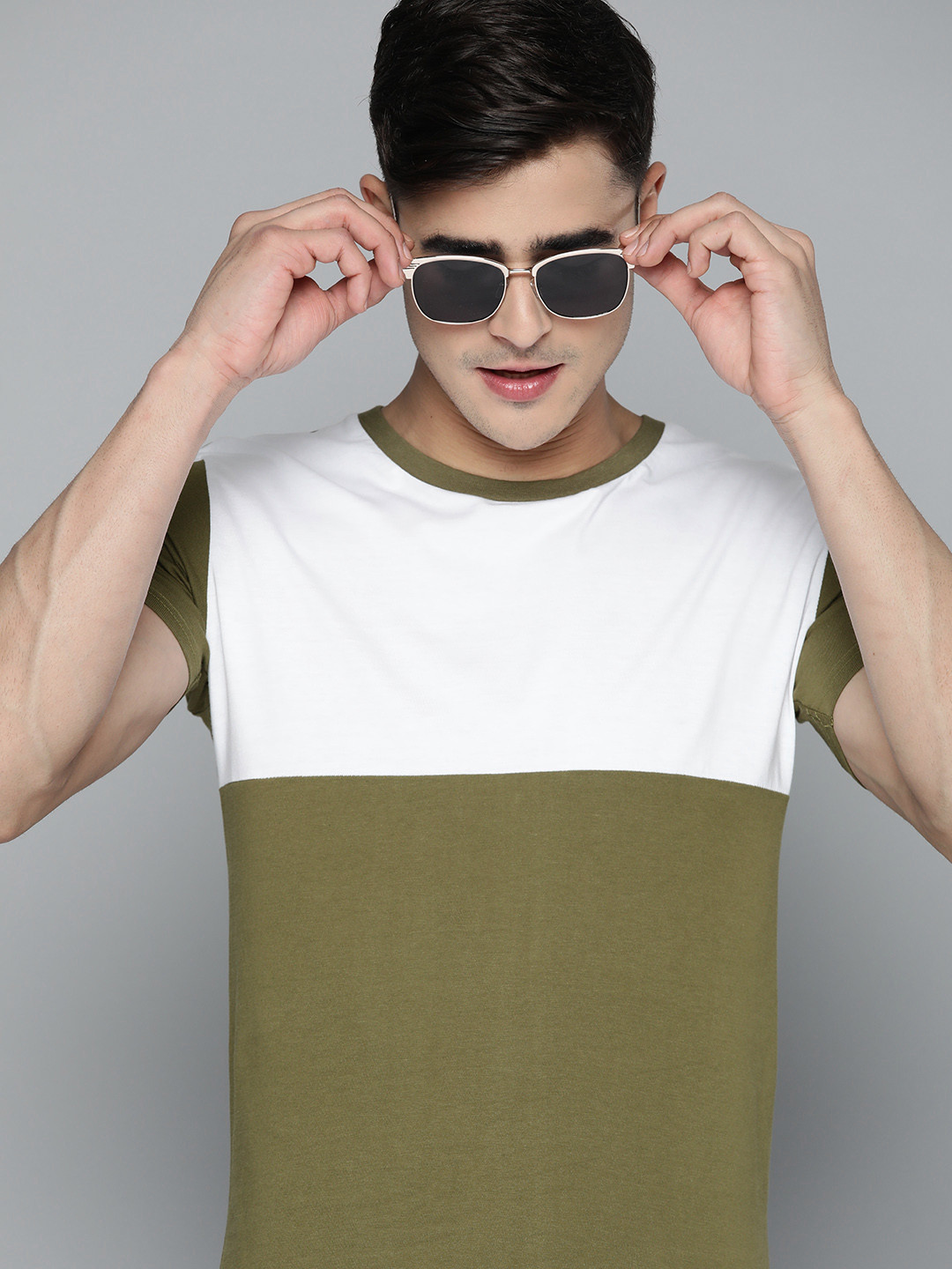 

HERE&NOW Men Colorblocked Pure Cotton T-shirt, Olive