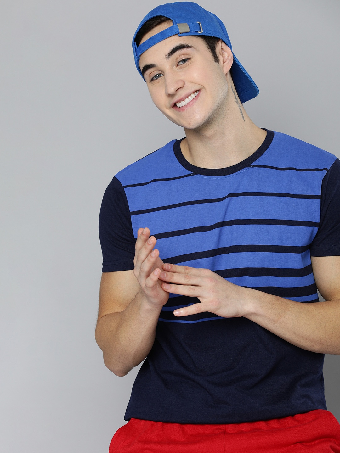 

HERE&NOW Men Navy Blue Striped Pure Cotton T-shirt