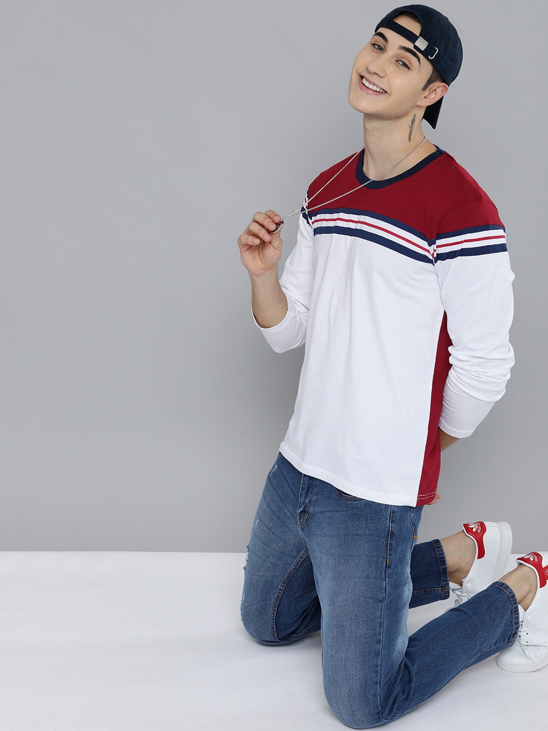 

HERE&NOW Men White & Maroon Colourblocked T-shirt