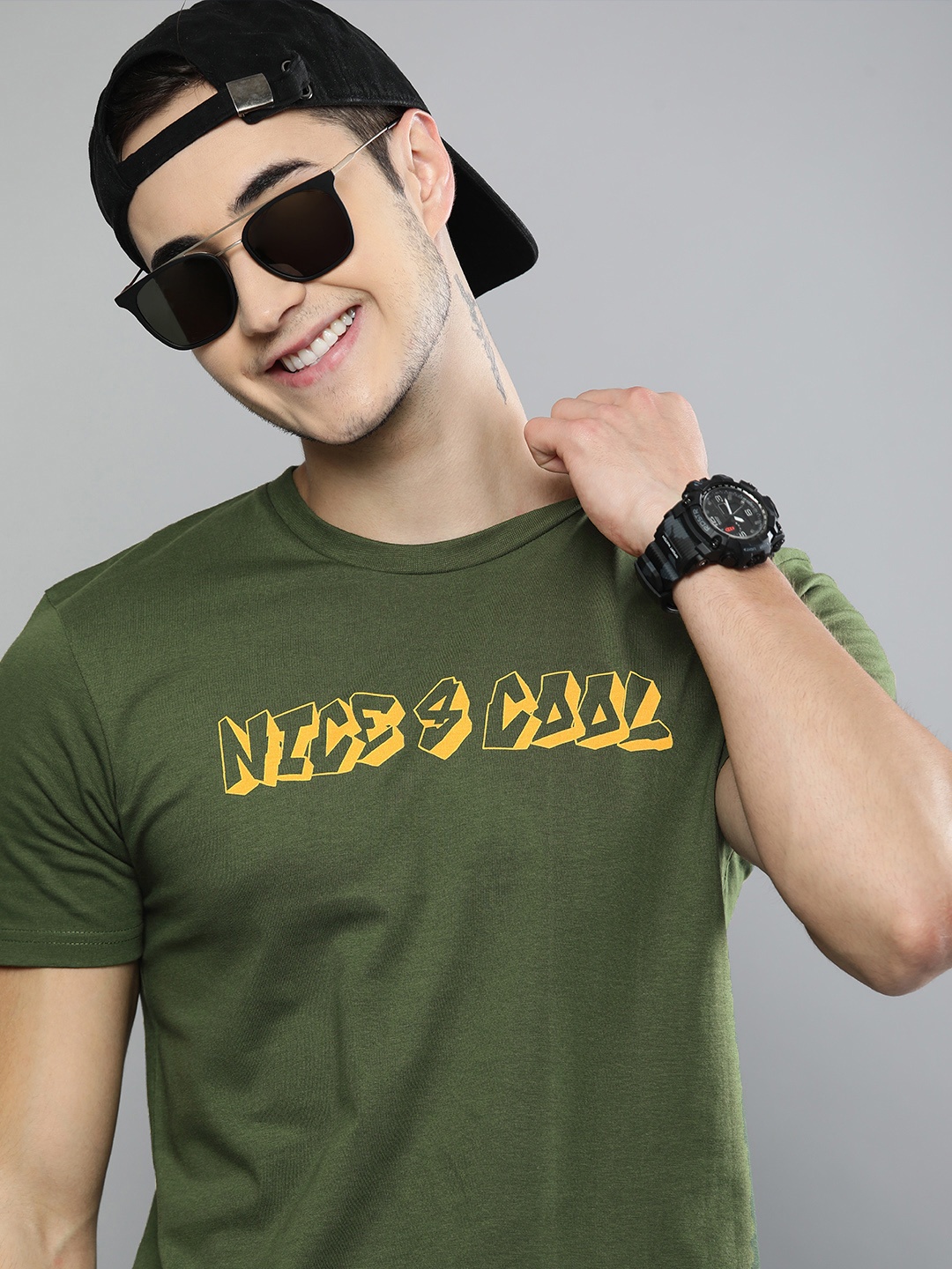 

HERE&NOW Men Olive Green Typography Printed T-shirt