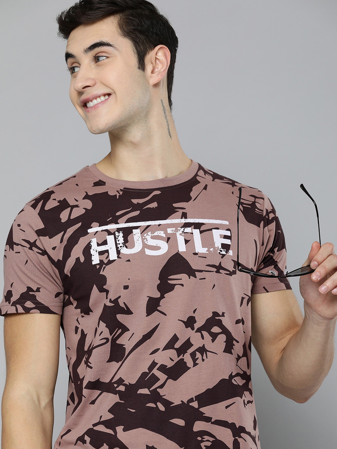 

HERE&NOW Men Mauve & Brown Printed Pure Cotton T-shirt