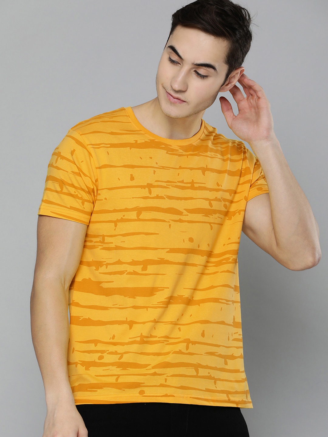 

HERE&NOW Men Mustard Yellow Printed T-shirt