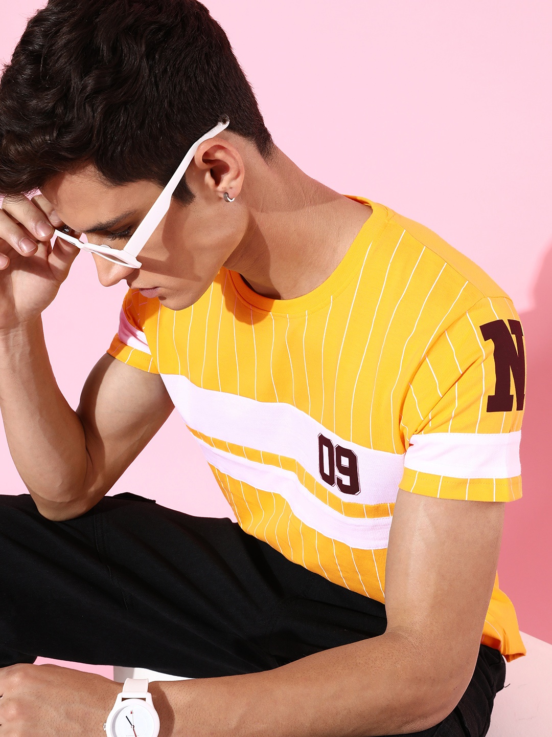 

HERE&NOW Men Yellow Striped Playful Splicing Tshirt