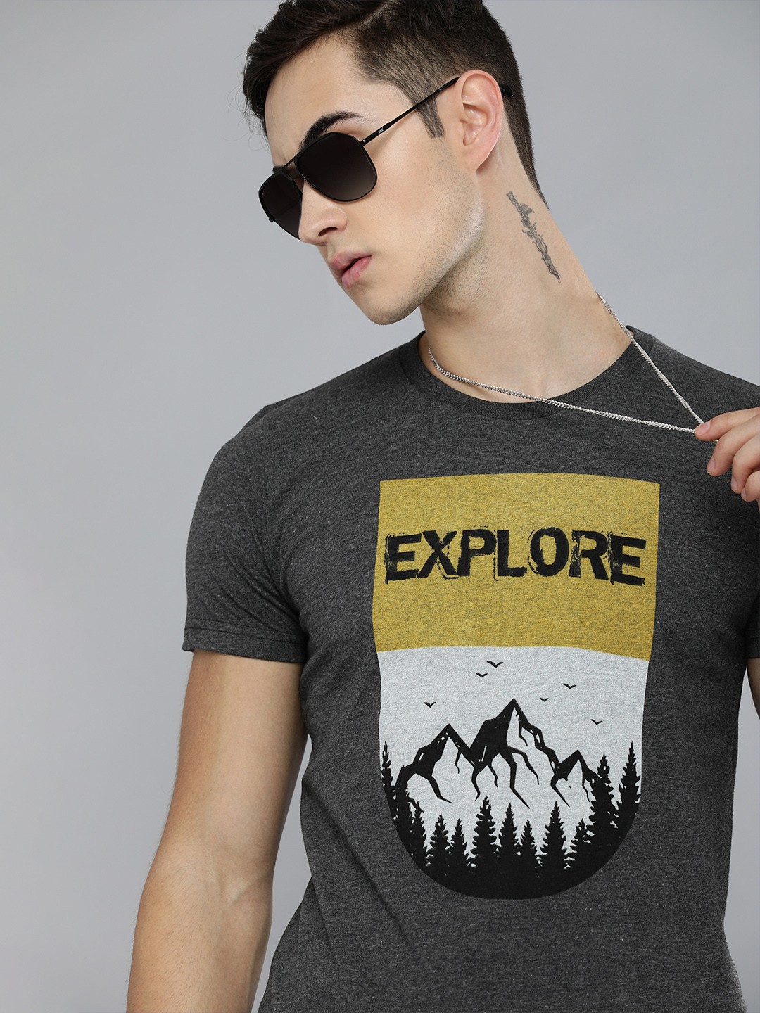 

HERE&NOW Men Black & Yellow Printed T-shirt