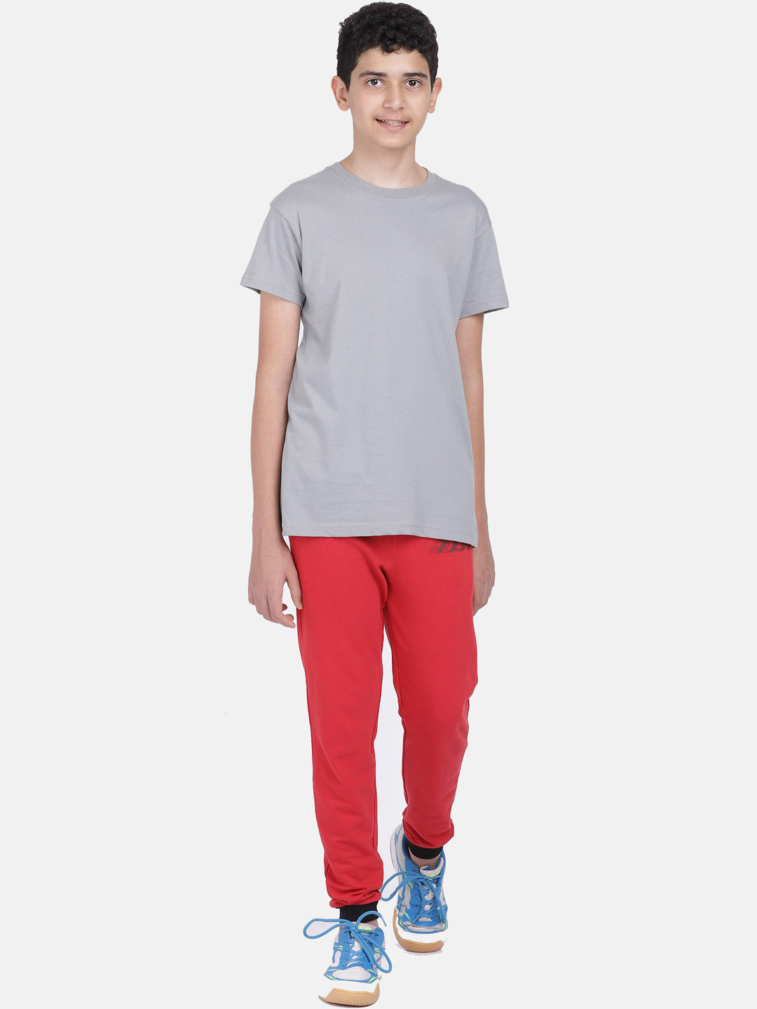 

MTB Boys Red Solid Slim Fit Joggers