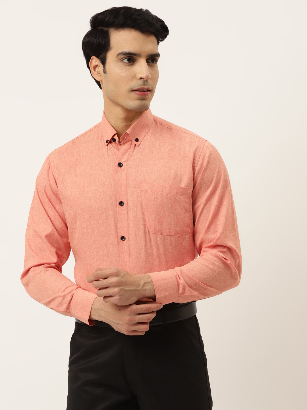 

JAINISH Men Peach-Coloured Solid Pure Cotton Comfort Fit Formal Shirt