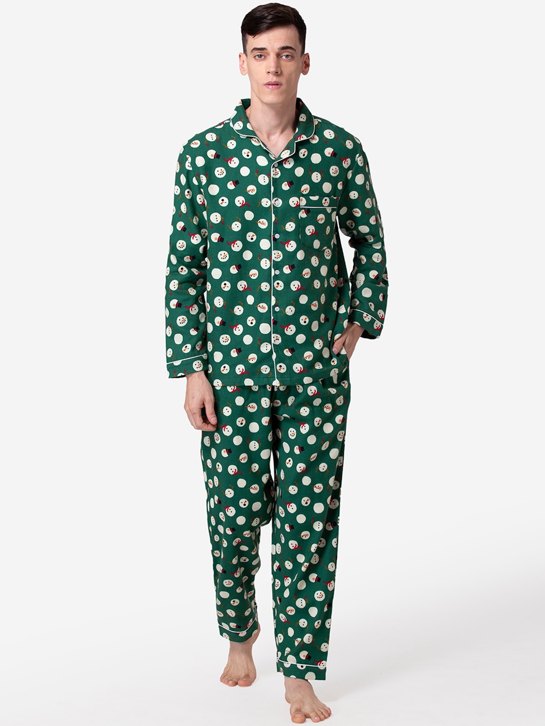 

Fluffalump Men Green & White Printed Flannel Night suit