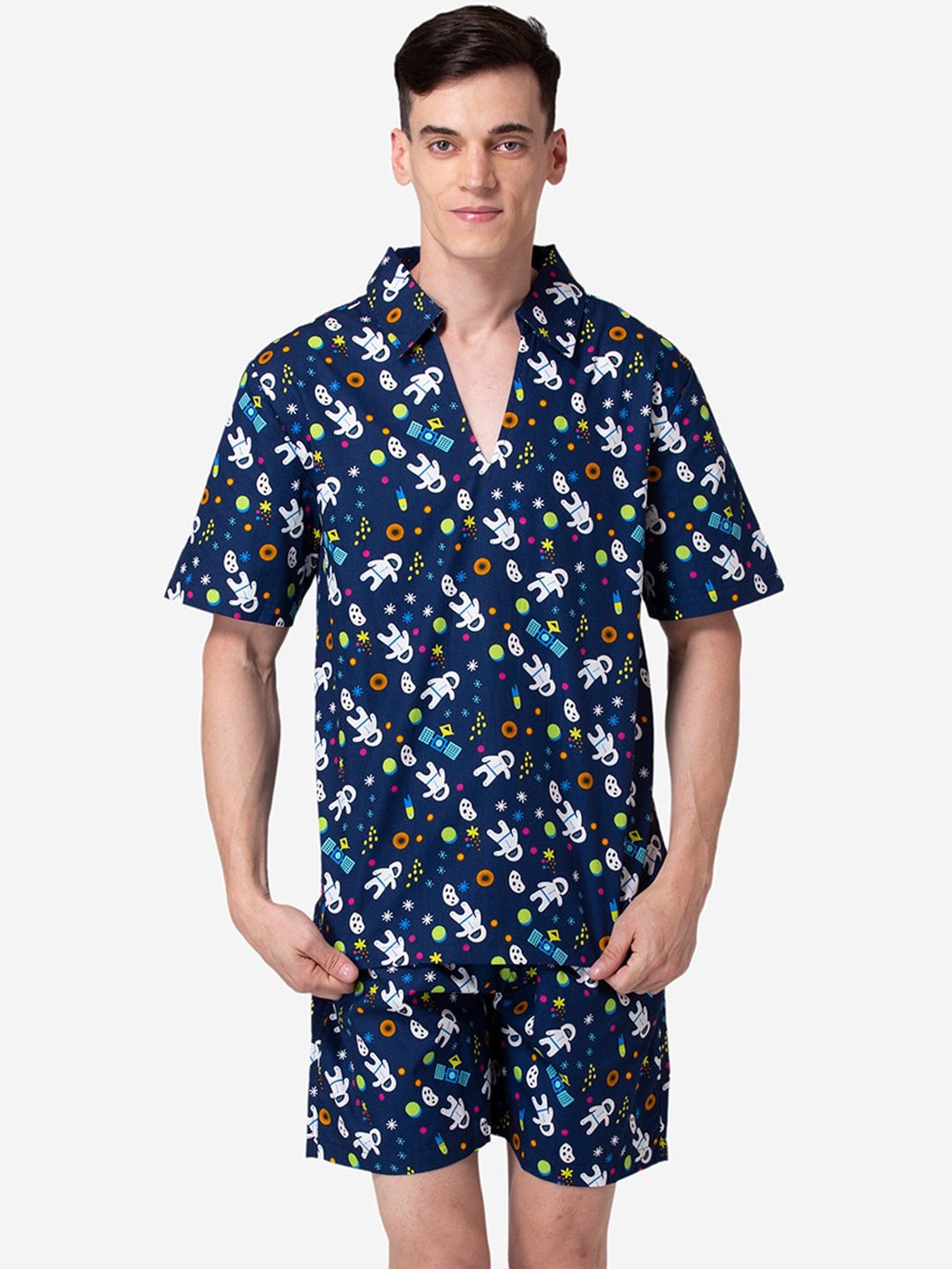 

Fluffalump Men Navy Blue & White Printed Pure Cotton Night Suit
