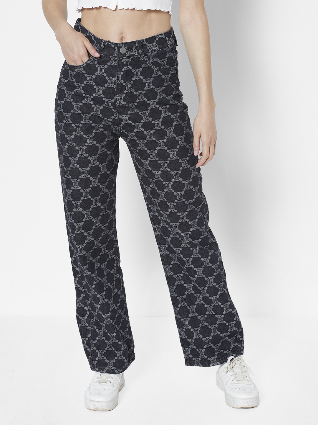 

URBANIC Women Black Relaxed Fit High-Rise Geometric Print Stretchable Jeans