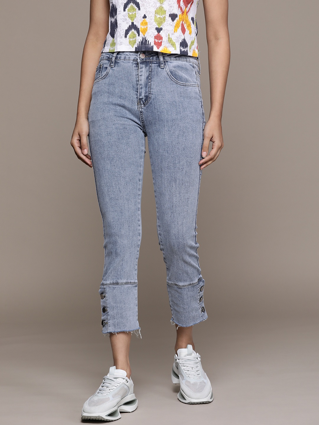 

URBANIC Women Blue Solid Pure Cotton Slim Fit High-Rise Jeans