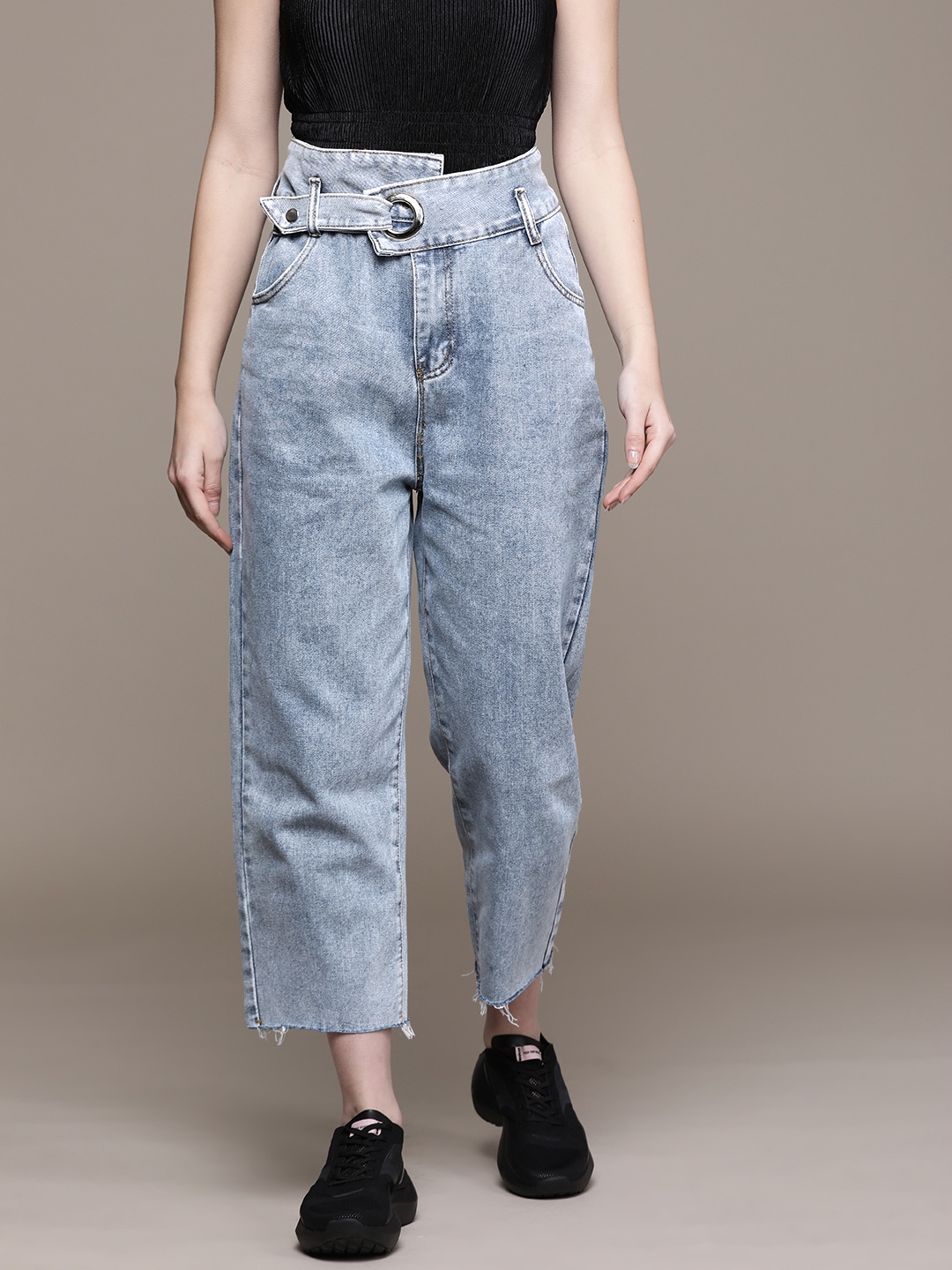 

URBANIC Women Blue High-Rise Belted Jeans