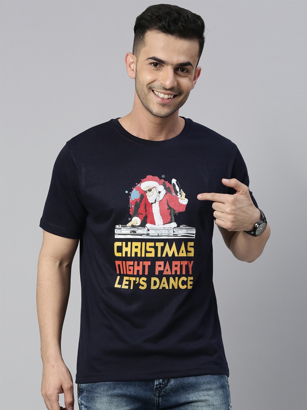 

Bushirt Men Navy Blue Typography Printed Applique T-shirt