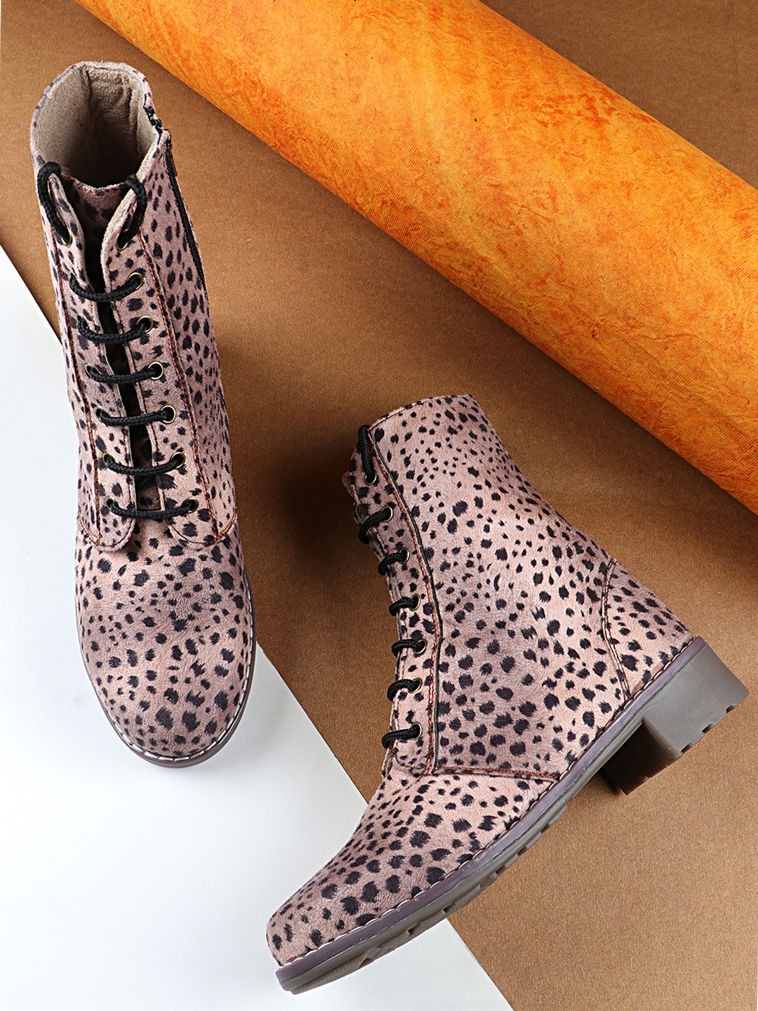 

Shoetopia Girls Pink & Black Printed High-Top Block Heeled Boots