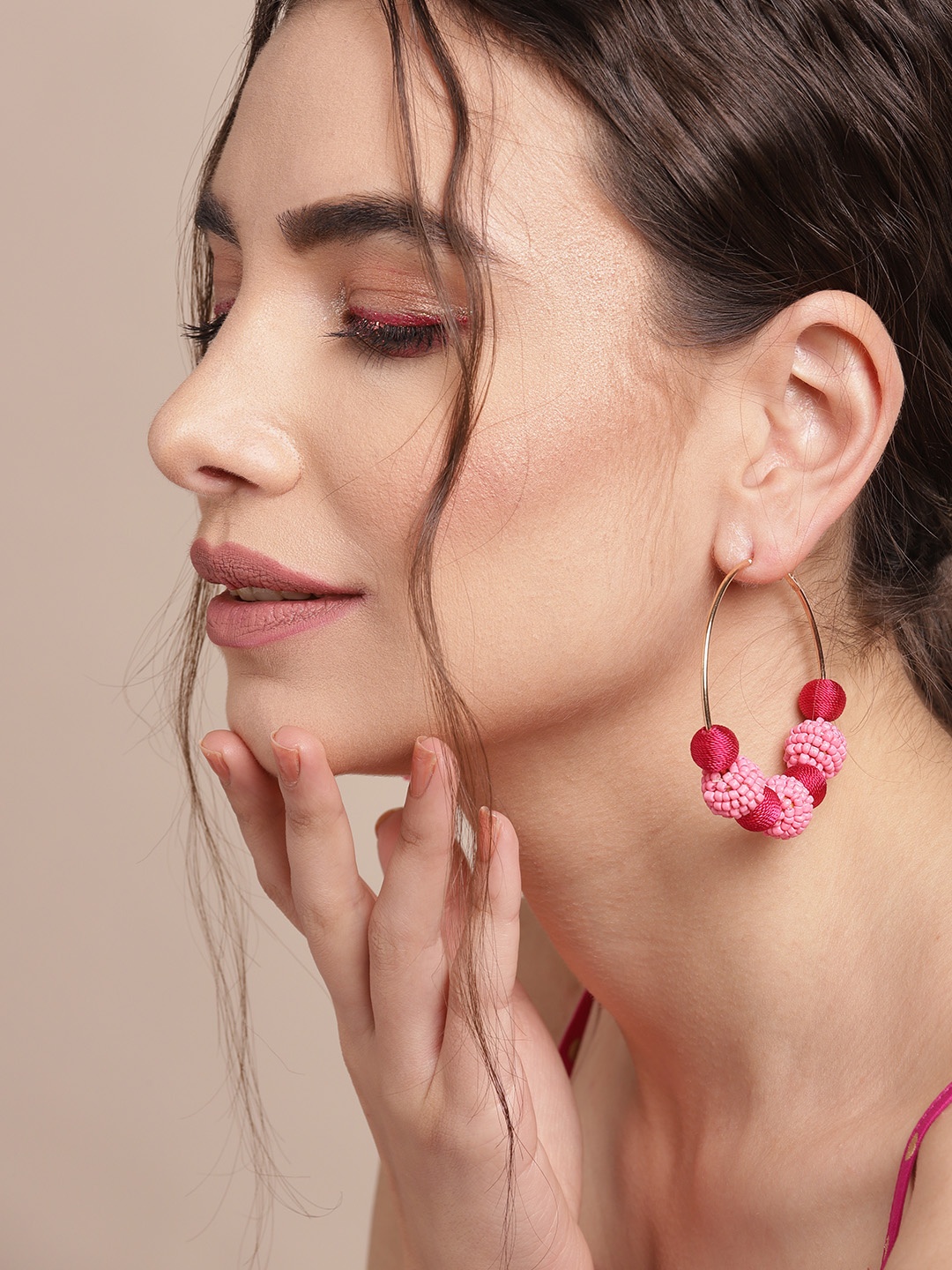

Sangria Pink & Gold-Toned Beaded Circular Hoop Earrings