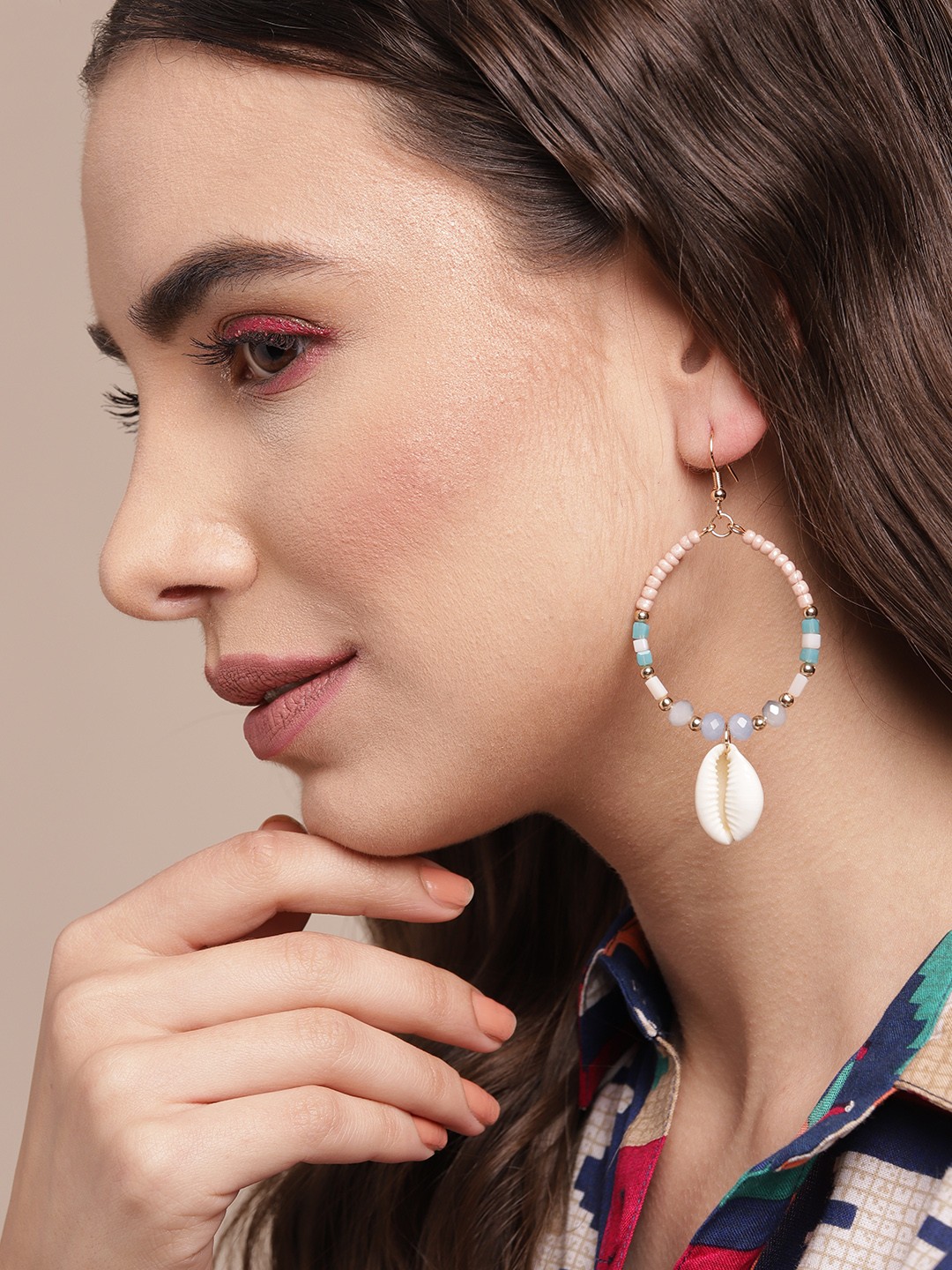 

Sangria Gold-Toned & Pink Beaded Teardrop Shaped Drop Earrings