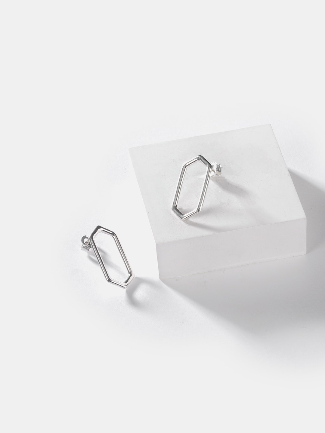 

SHAYA 925 Silver Geometric Drop Earrings