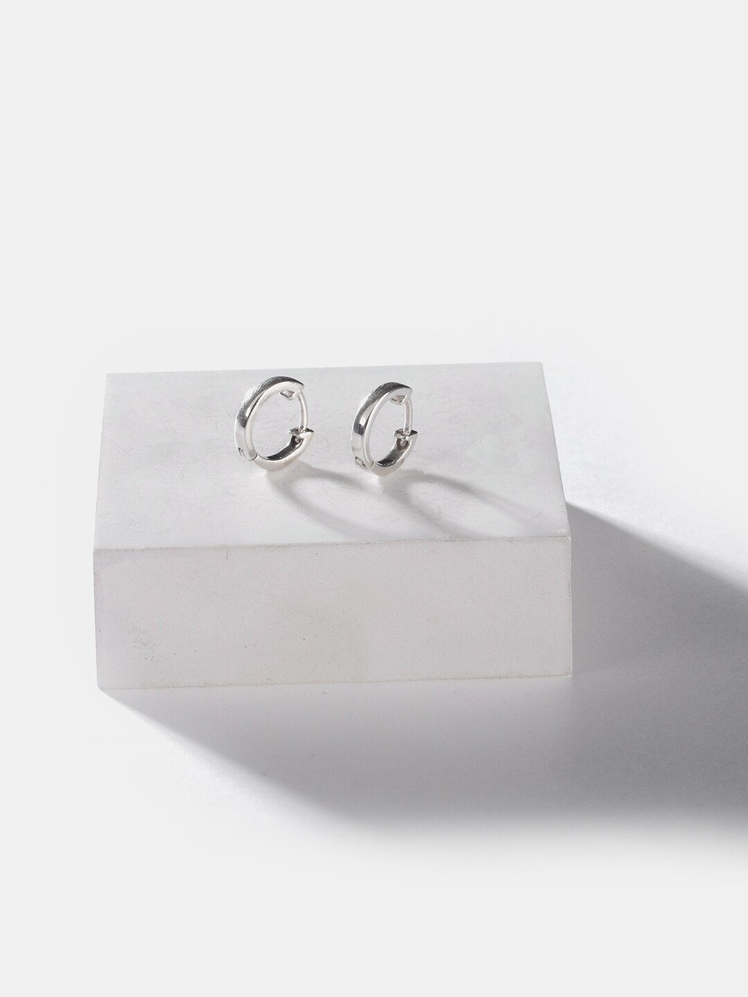 

SHAYA 925 Silver Circular Hoop Earrings