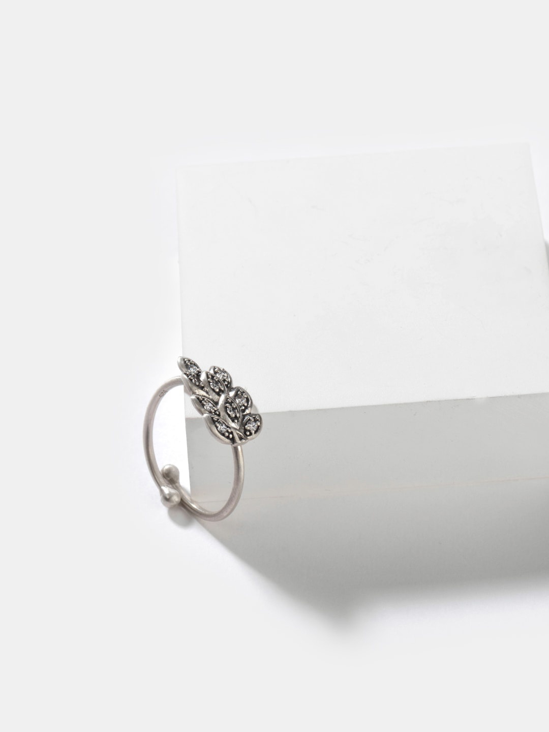 

SHAYA 925 Silver CZ-Studded Adjustable Finger Ring