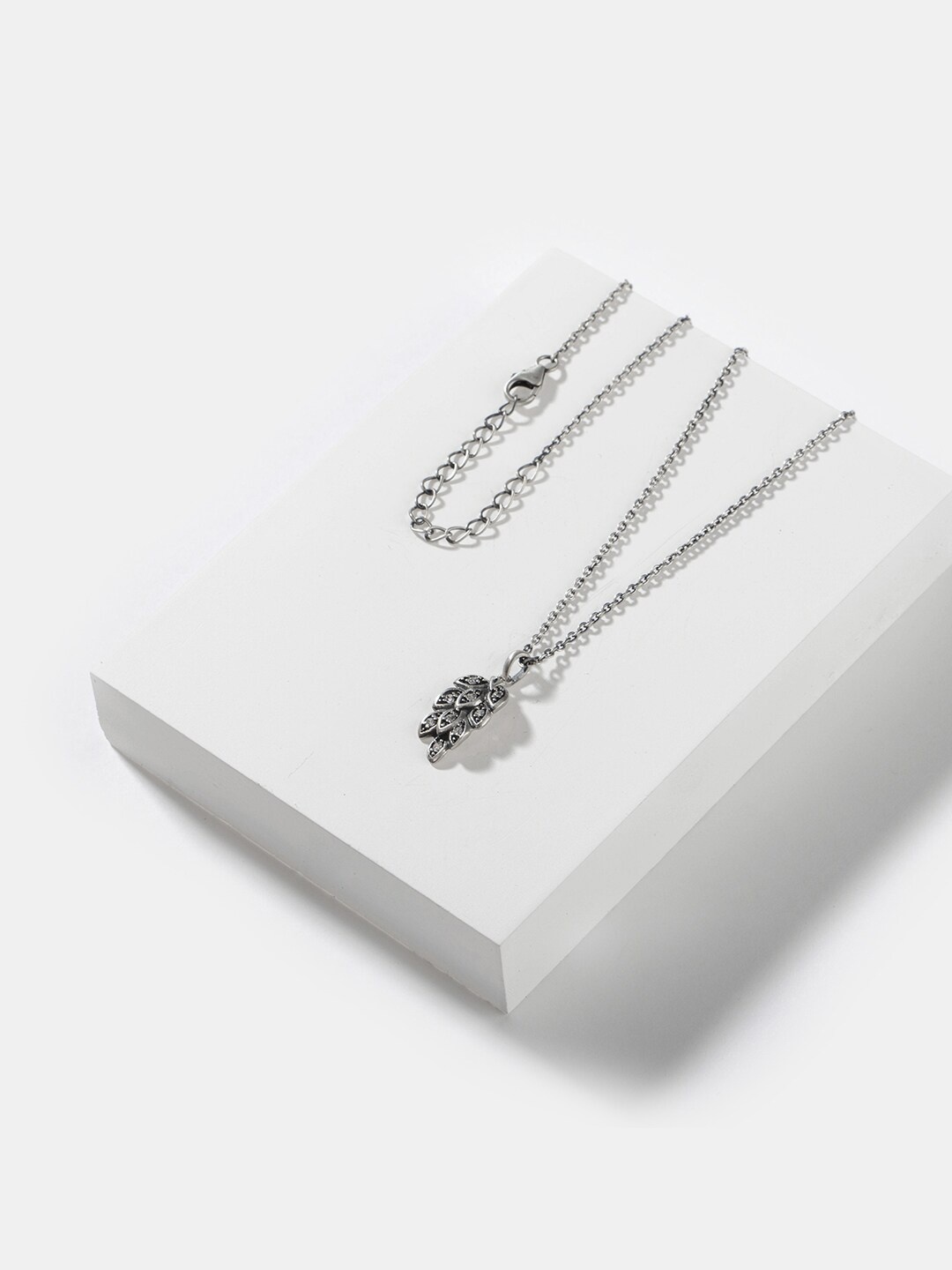 

SHAYA Silver-Toned Sterling Silver Necklace