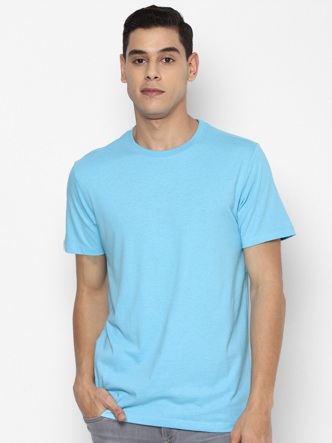

FOREVER 21 Men Blue Slim Fit T-shirt