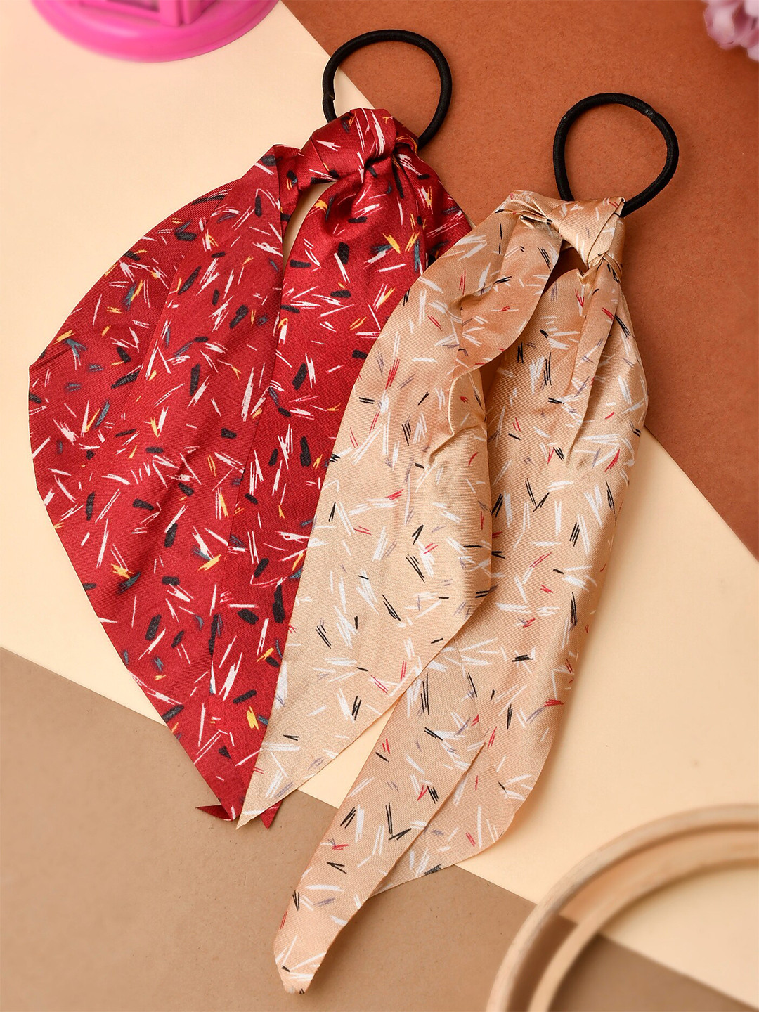

Silvermerc Designs Women Red & Beige Set of 2 Ponytail Holders