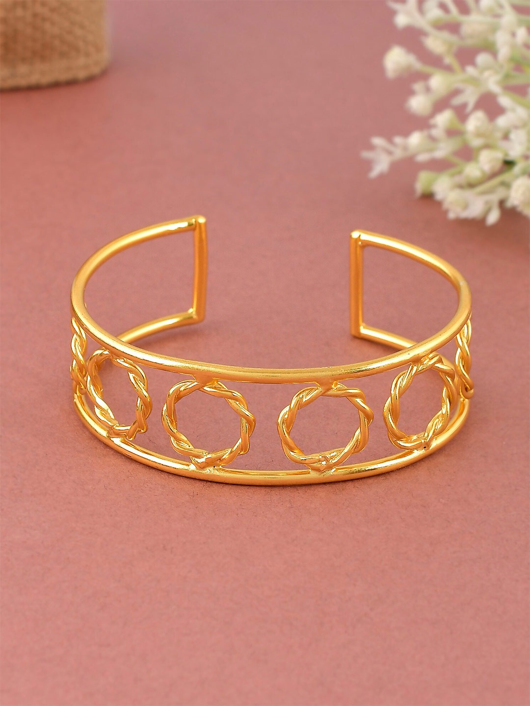 

Silvermerc Designs Women Gold-Toned Brass Handcrafted Gold-Plated Link Bracelet