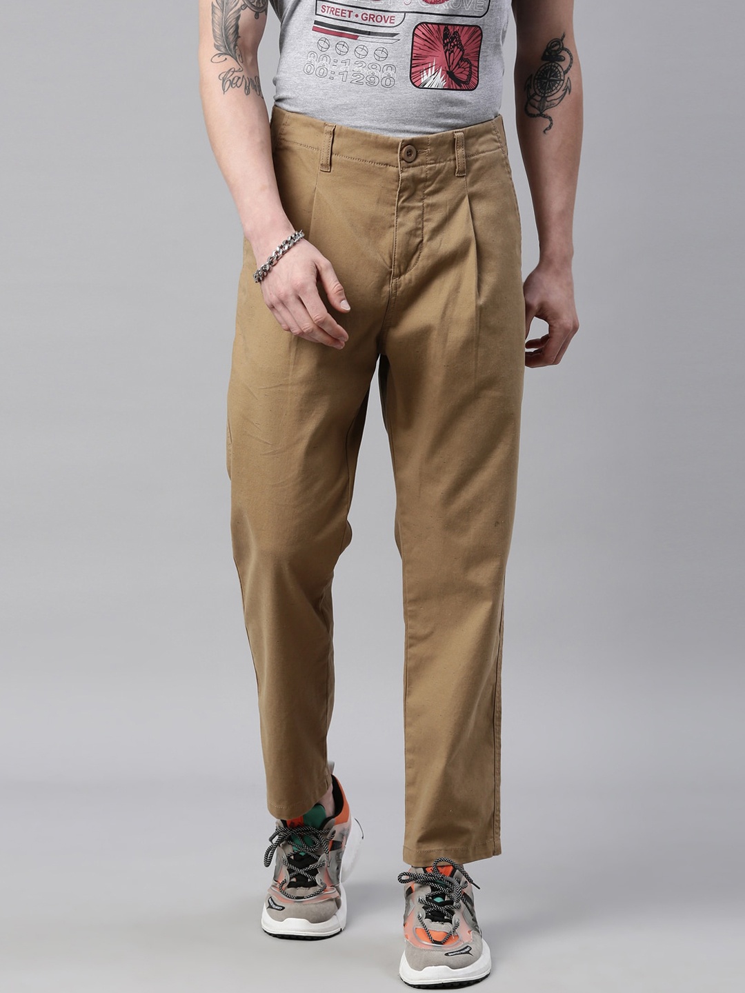 

Breakbounce Men Khaki Loose Fit Trousers