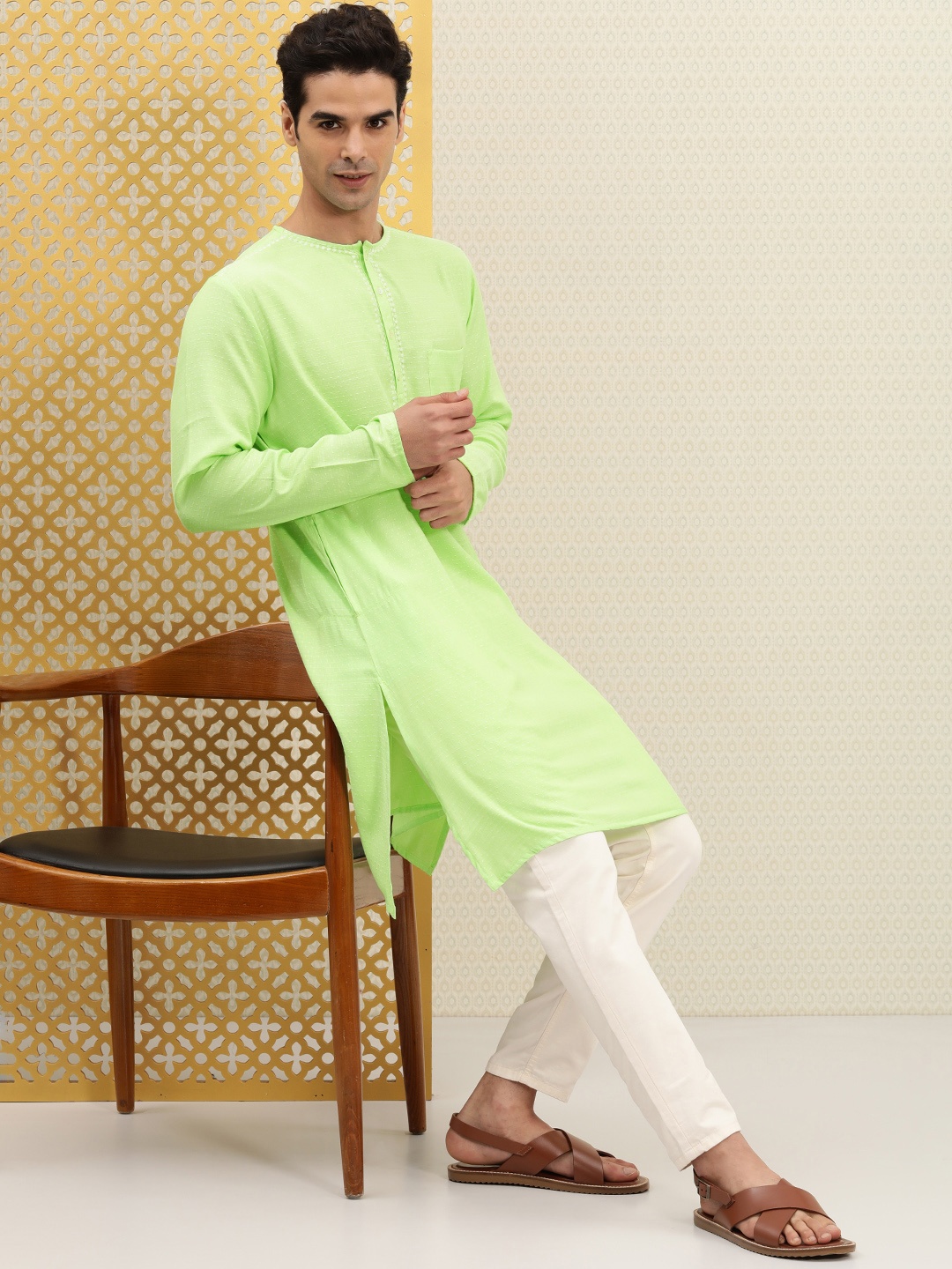 

House of Pataudi Men Green- Self Designed Knee Length Regular Kurta