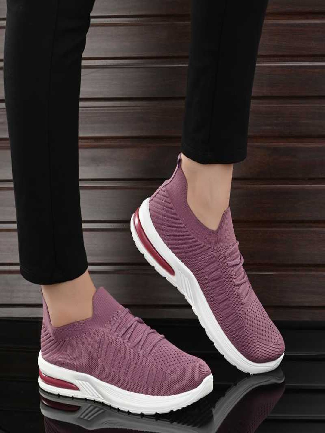 

Shoetopia Girls Purple Woven Design Sneakers