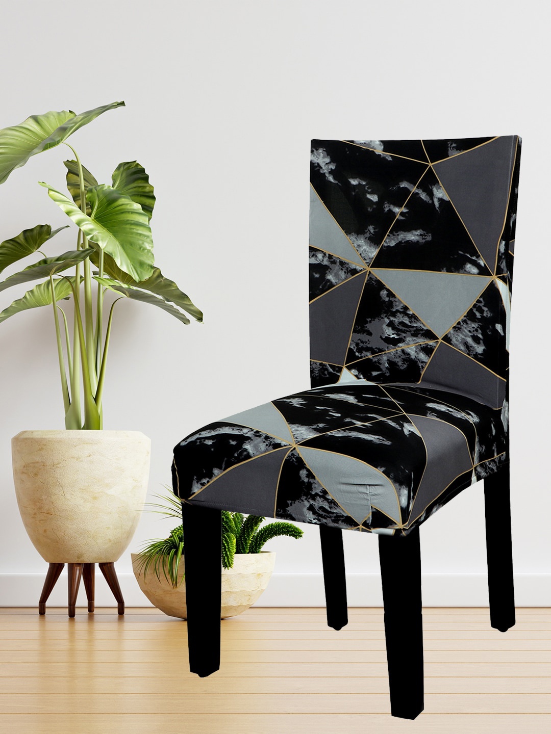

HOUSE OF QUIRK Set Of 4 Black & Grey Printed Chair Covers