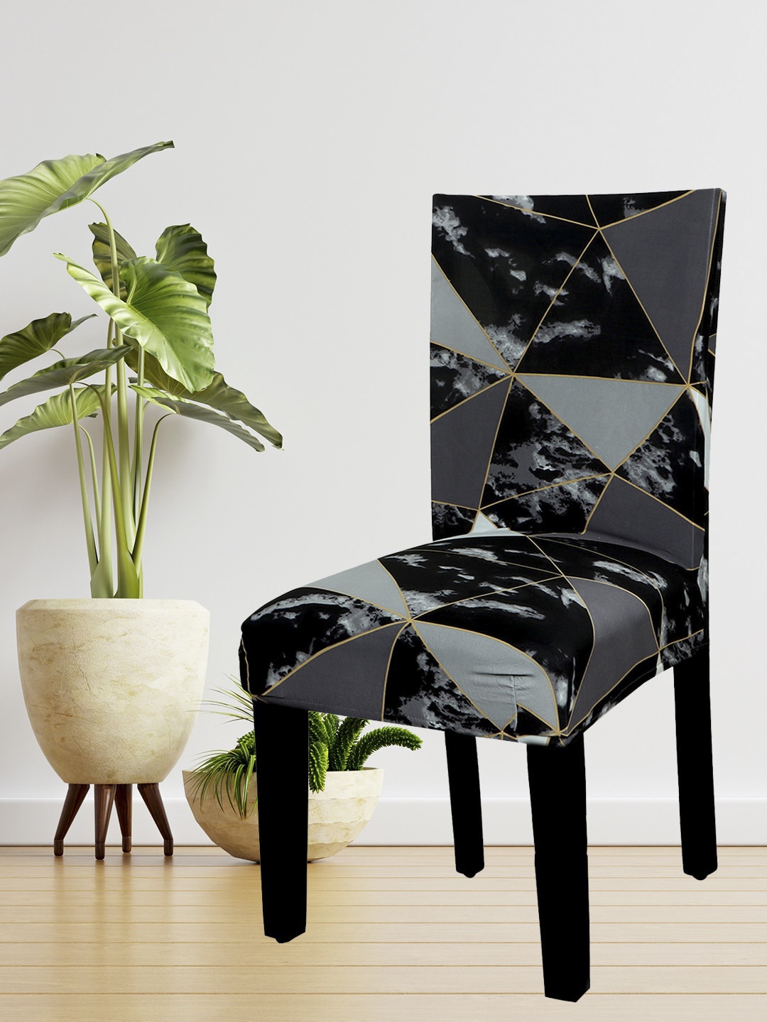 

HOUSE OF QUIRK Black Printed Chair Cover