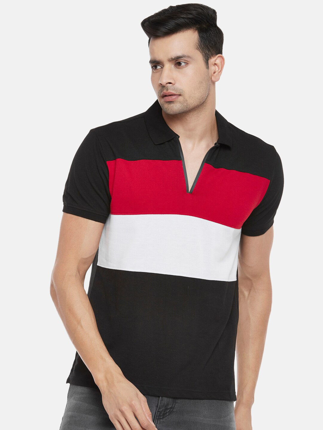 

People Men Black & White Colourblocked Polo Collar T-shirt