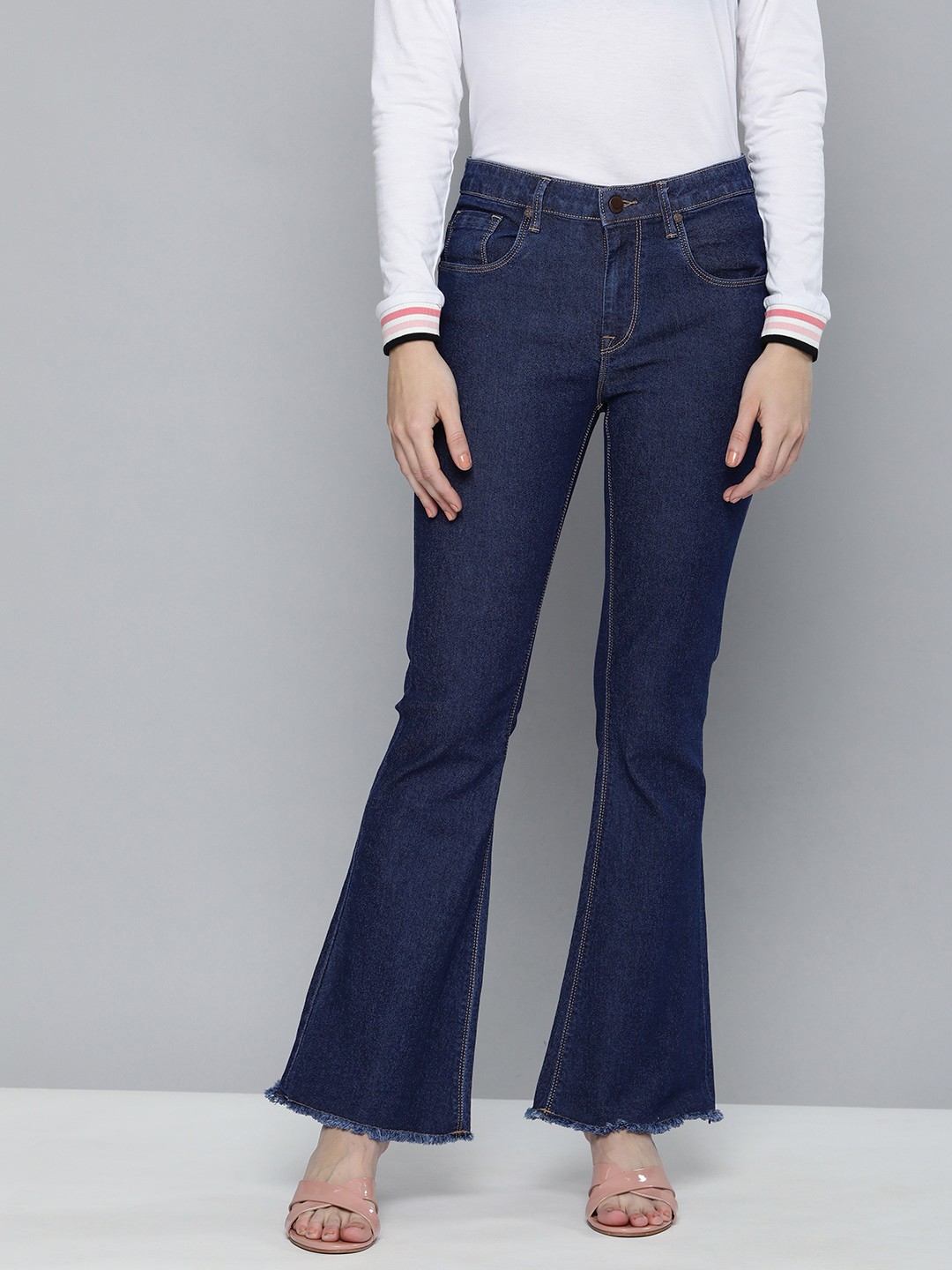 

HERE&NOW Women Blue Mid-Rise Bootcut Clean Look Stretchable Jeans