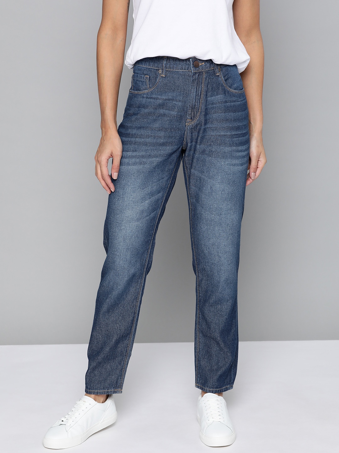 

HERE&NOW Women Blue Boyfriend Fit Light Fade Jeans