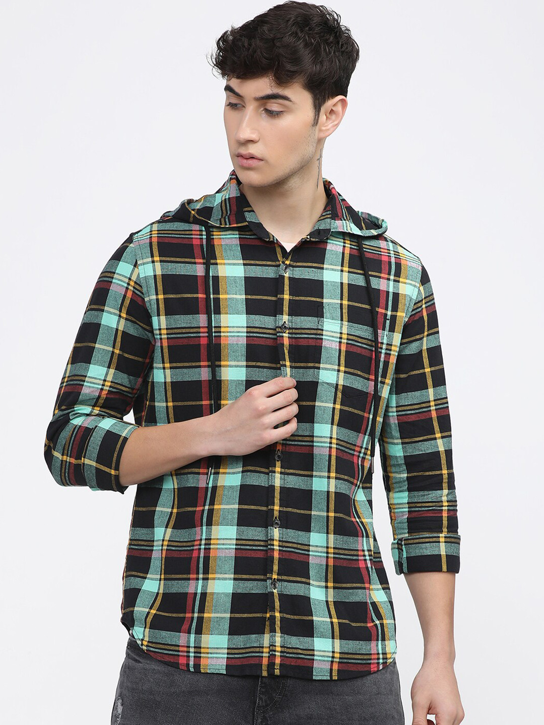

HIGHLANDER Men Black & Green Slim Fit Opaque Checked Casual Shirt