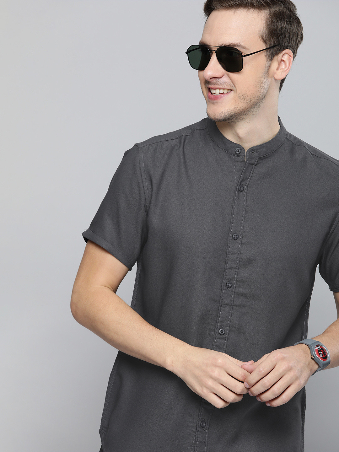 

HERE&NOW Men Grey Solid Slim Fit Mandarin Collared Casual Shirt