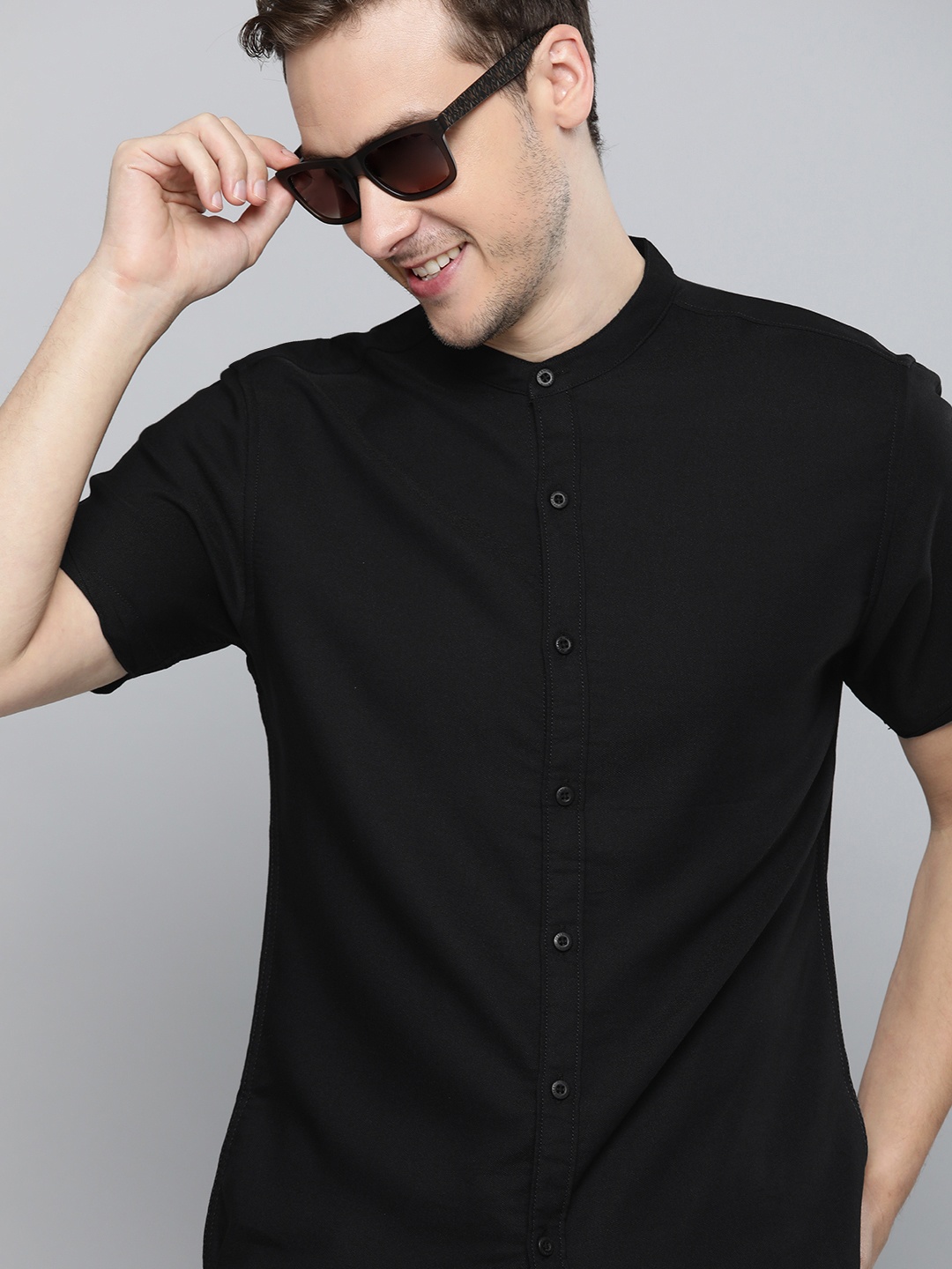

HERE&NOW Men Black Solid Slim Fit Mandarin Collared Casual Shirt