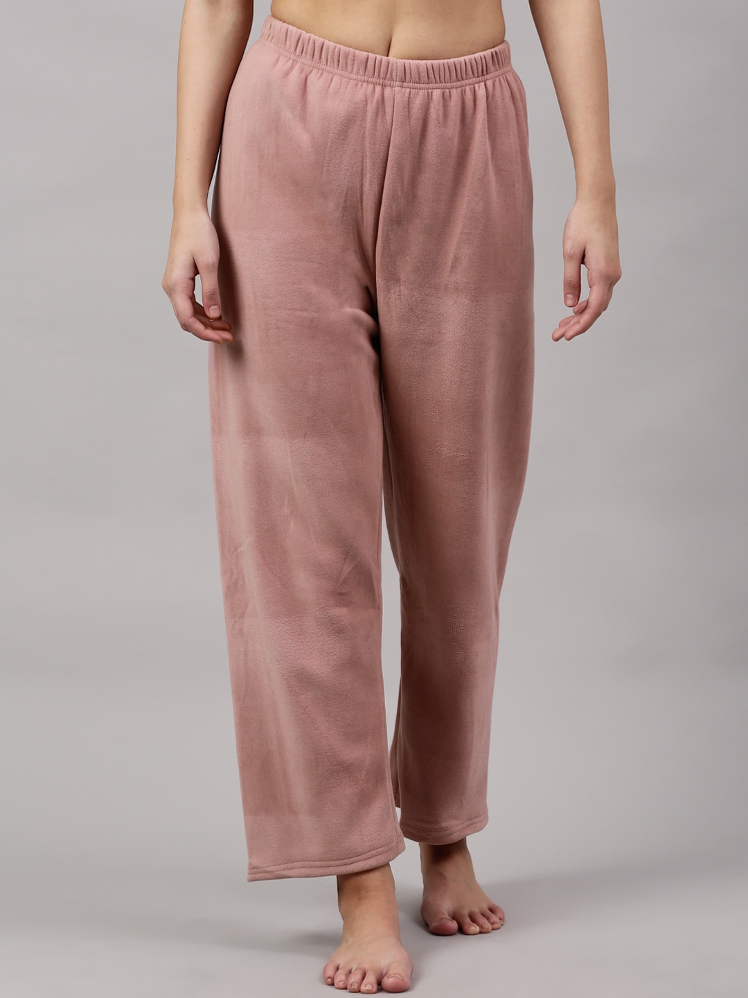 

NEUDIS Women Peach Solid Fleece Warm Lounge Pants