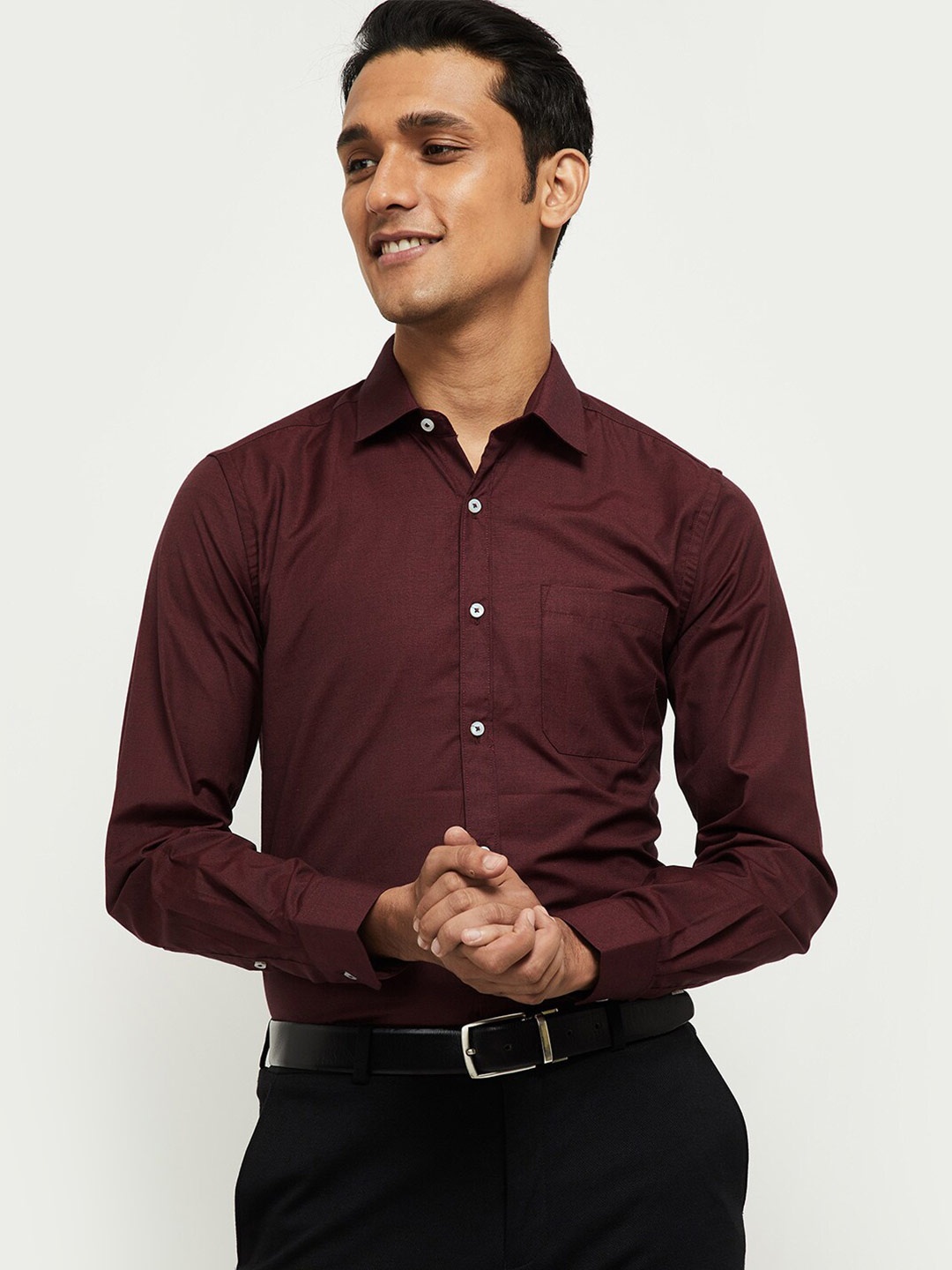 

max Men Maroon Opaque Formal Shirt