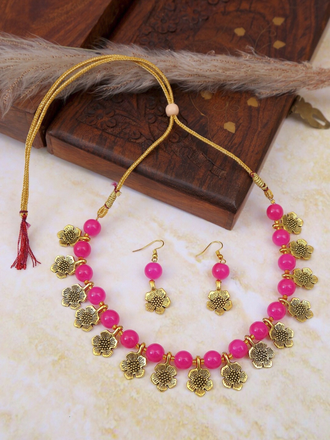 

Crunchy Fashion Gold-Plated Pink Beaded Jewellery Set