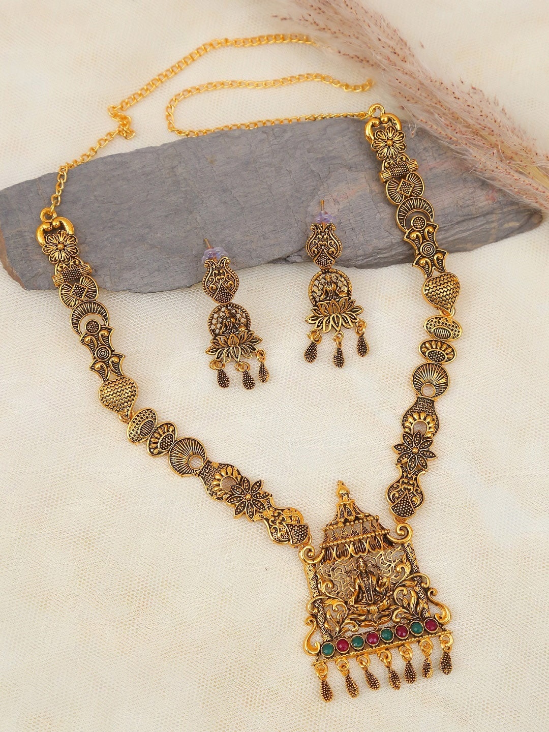 

Crunchy Fashion Gold-Plated Traditional Temple Goddess Laxmi Enamelled Jewellery Set